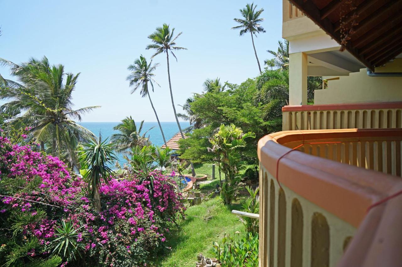 Villa Lucky Star Тангале Екстериор снимка