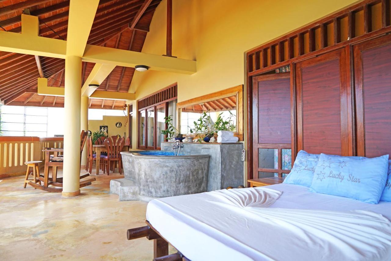 Villa Lucky Star Тангале Екстериор снимка