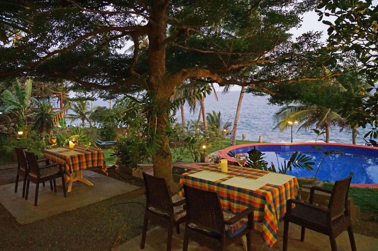 Villa Lucky Star Тангале Екстериор снимка