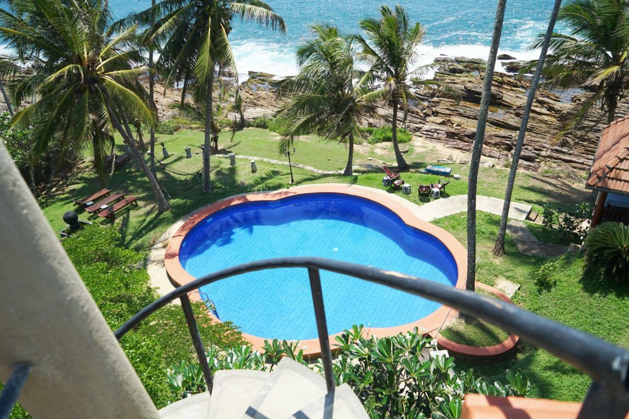 Villa Lucky Star Тангале Екстериор снимка